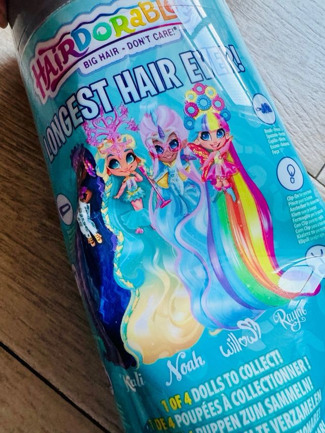 NUEVA! Bambola Hairdorables con i capelli più lunghi mai visti, nuova
