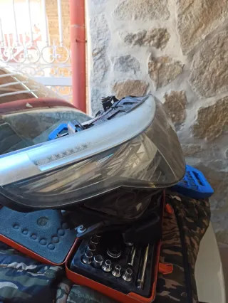 Faro derecho bmw e60 LCI