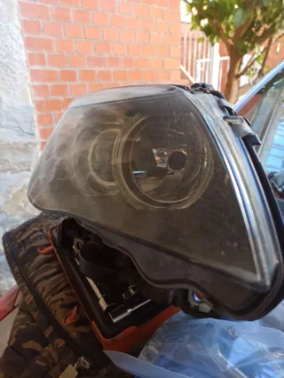 Faro derecho bmw e60 LCI