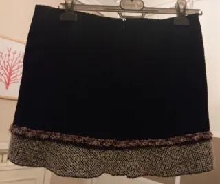 Falda corta negra tejido Tweed