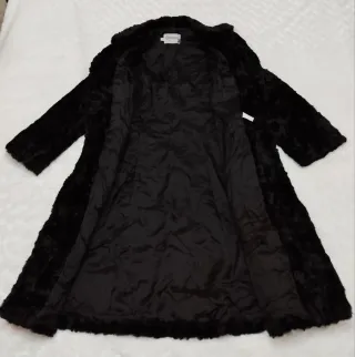 Abrigo de Astracán Negro Talla 44