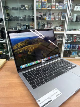 MacBook Pro 2020 i5 8GB RAM 256GB SSD