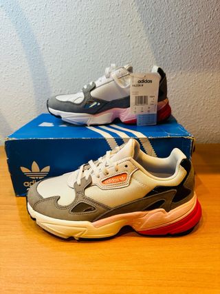 Adidas Falcon W Blancas y Rosas Nuevas