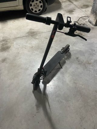 Patín Eléctrico Ruedas Macizas Seminuevo