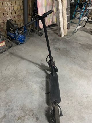 Patín Eléctrico Ruedas Macizas Seminuevo