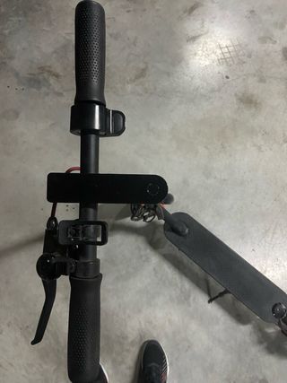 Patín Eléctrico Ruedas Macizas Seminuevo