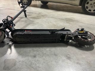 Patín Eléctrico Ruedas Macizas Seminuevo