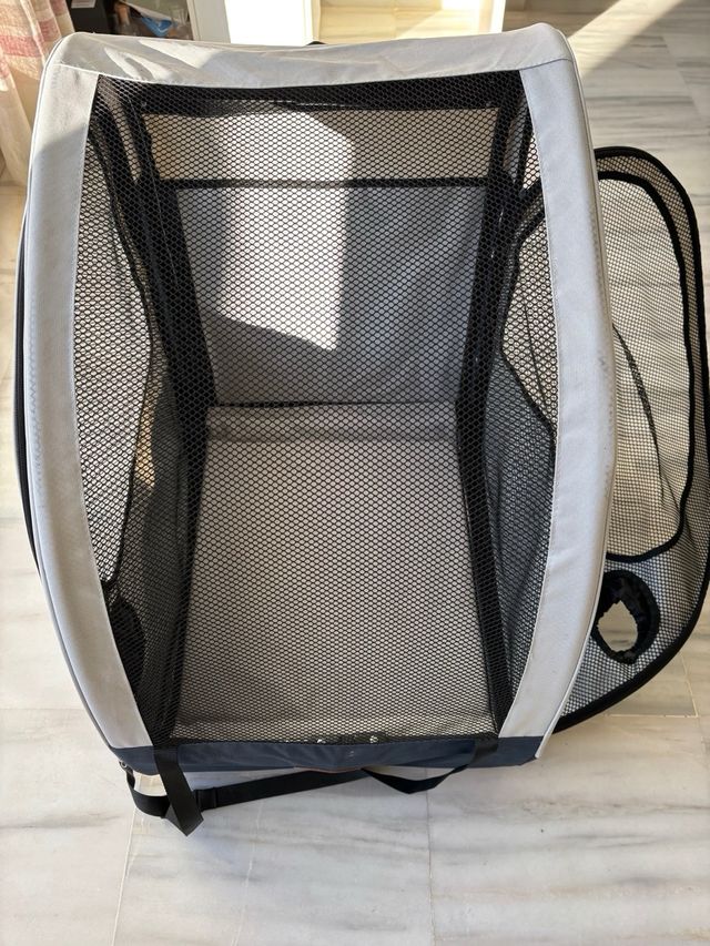 Transportín Petsafe Beige y Negro