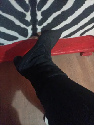 Botines negros mujer