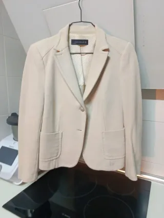 Americana Zara Woman Talla L Beige