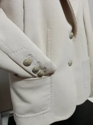 Americana Zara Woman Talla L Beige