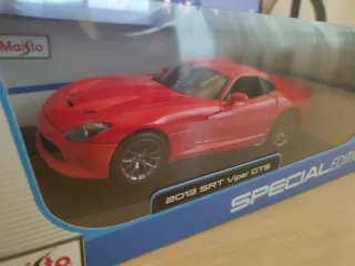 Maisto Dodge Viper 1/18