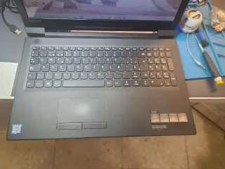 Lenovo V110-15AST Negro