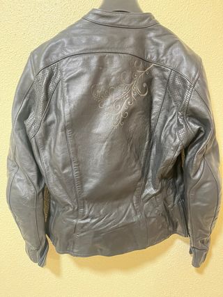 Chaqueta de moto de cuero