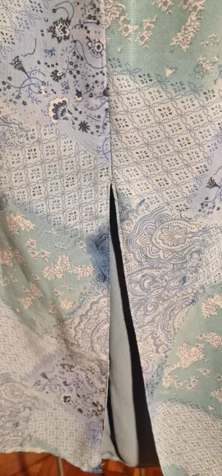 Falda midi estampada azul