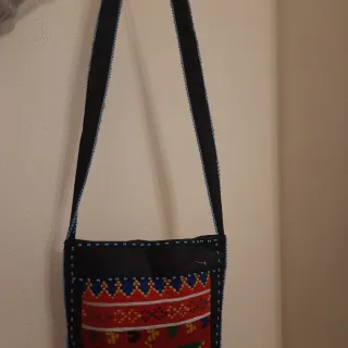 Borsa tracolla Made in Vietnam 28x28 Cm