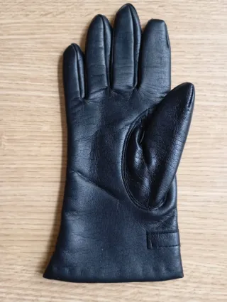 Guantes negros de polipiel ,forro calido