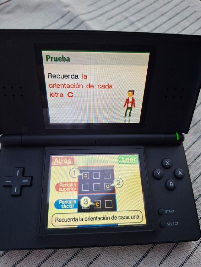 Nintendo 3DS Nera + Caricatore e Stylus