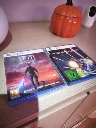 Juegos PS5 Star Wars Jedi Survivor y Rogue flight