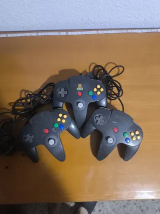 Confezione da 3 controller Nintendo 64