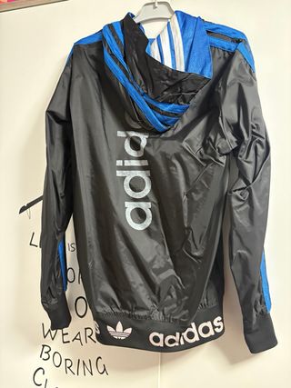 Chaqueta Adidas Negra y Azul Talla S