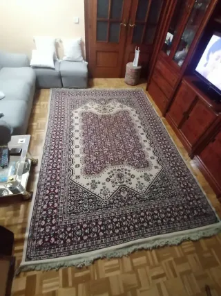 Tappeto di lana beige e rosso