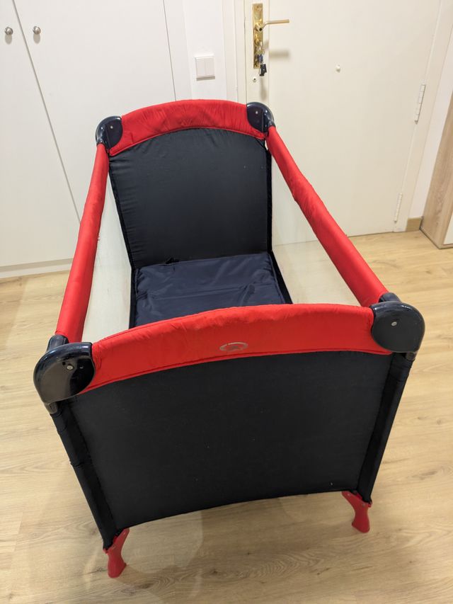 Cuna viaje plegable + colchón + bajeras + edredón