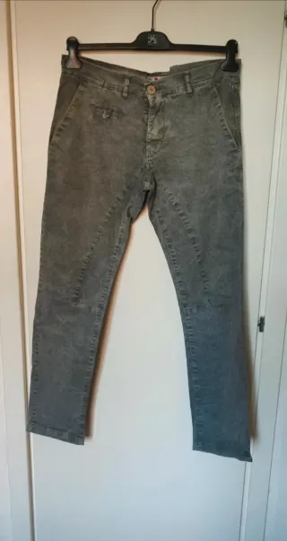 Pantaloni grigi Made in Italy
