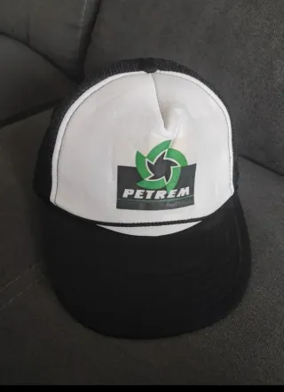 Gorra Petrem Negra y Blanca