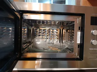 Microondas 25l. Cecotec Integrado