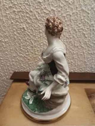 Figura porcelana Hispania Manises vintage