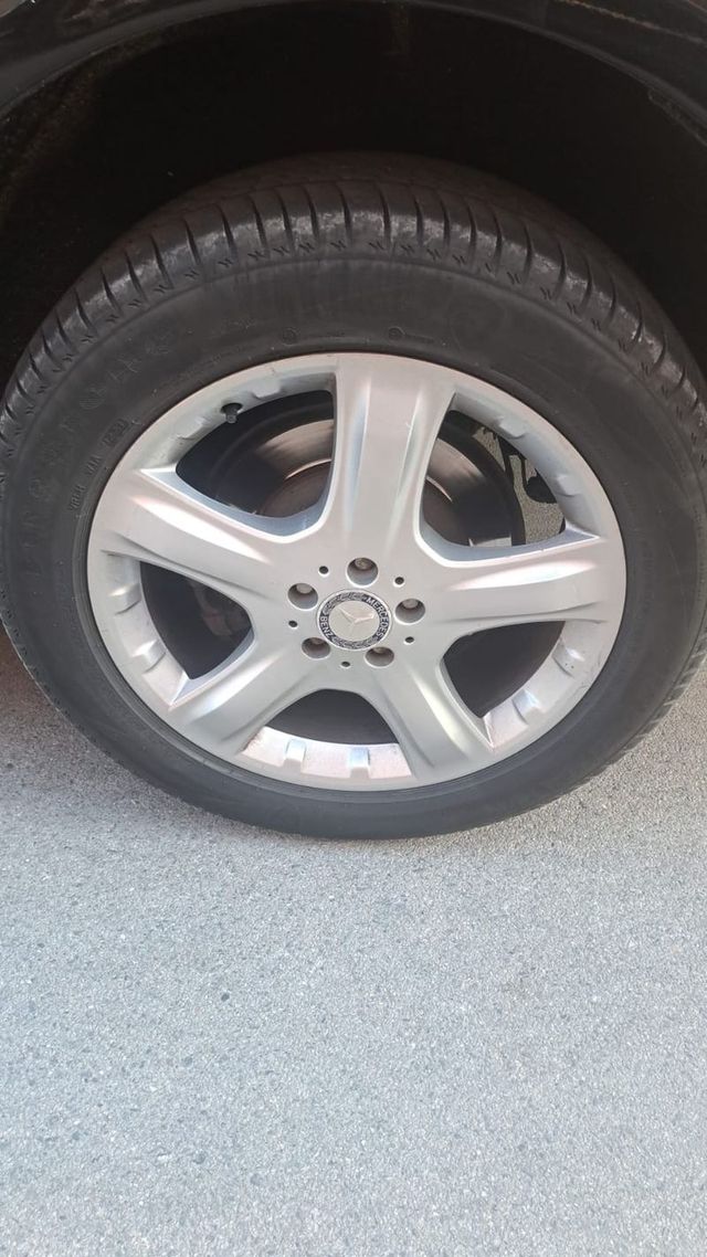 Llanta Mercedes Benz ML