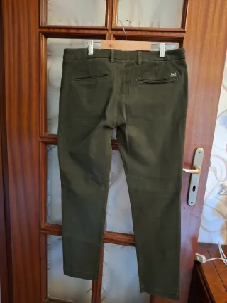 Pantaloni uomo verde oliva