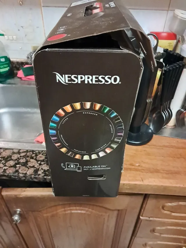 Macchina da caffè Nespresso DeLonghi