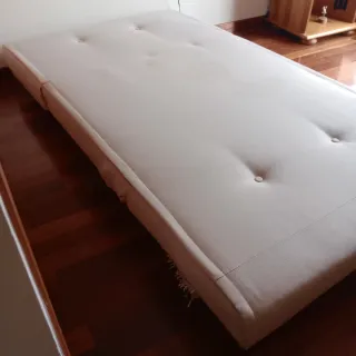 2 Sofás Cama Compactos por separado cada uno 150 €