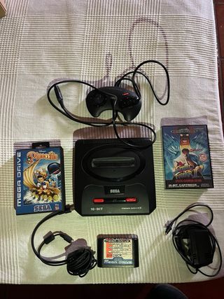 Consola Sega Mega Drive Negra + Juegos