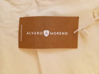 Bermudas Alvaro Moreno Amarillo Pastel Talla M