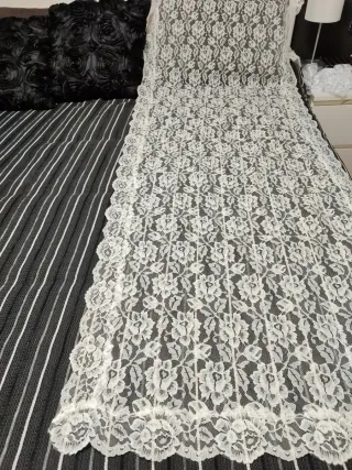 Mantilla encaje beige 165x63