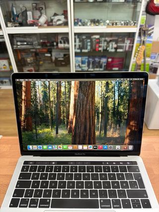 MacBook Pro 2019 13 i5 8GB RAM 128GB SSD