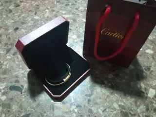 Pulsera tipo cartier
