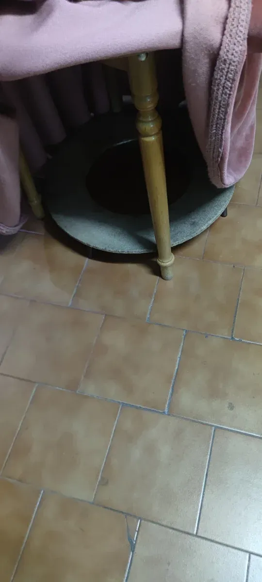 Mesa camilla redonda estofada rosa