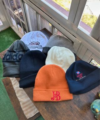 Lote Gorros Adidas y más