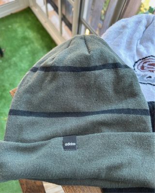 Lote Gorros Adidas y más