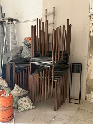 Tavoli in ferro marroni