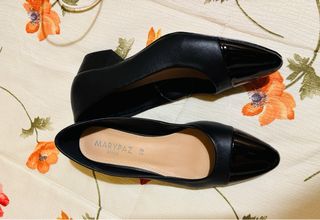 Zapatos salón punta charol Marypaz negro 39