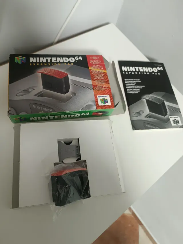 Expansion Pak. Buen estado. Completo