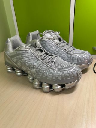 Nike Shox R4 Silver - Taglia 43