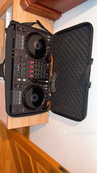 Controladora Pioneer DDJ-FLX6 + Maleta
