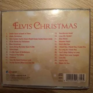 CDs de Navidad: Rod Stewart, Elvis, Boney M.