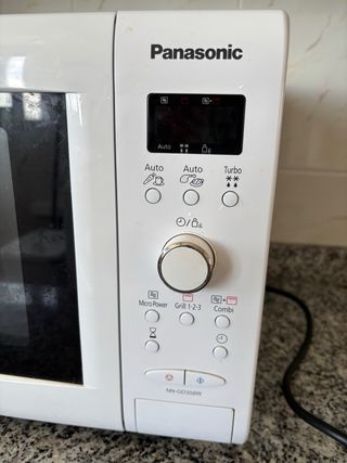 Microondas Panasonic Inverter Blanco